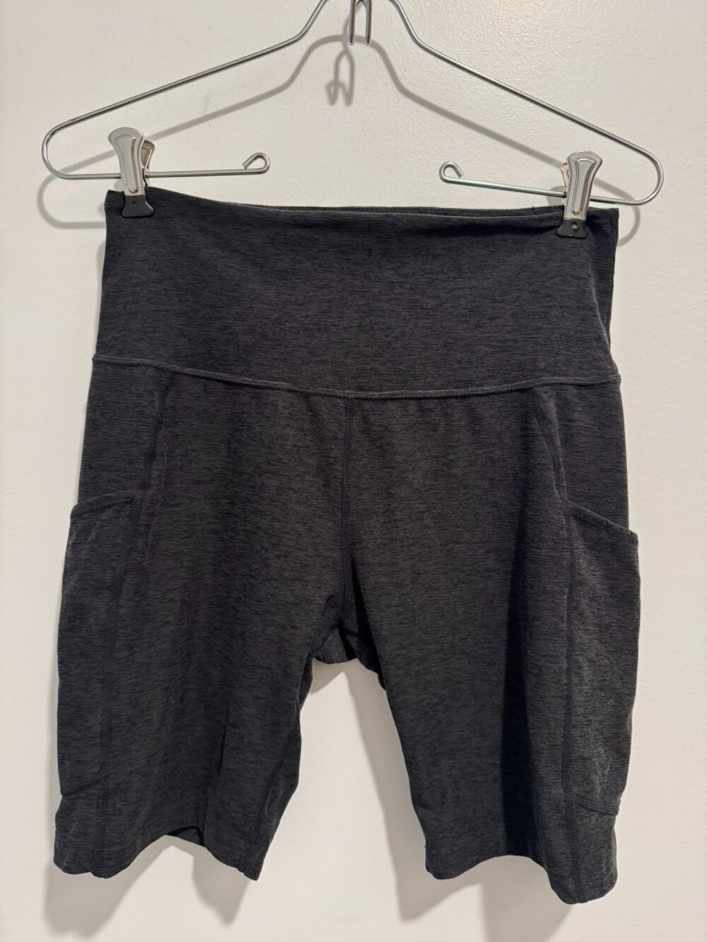 Kirkland - Women’s Biker Shorts - Picture 4 of 6